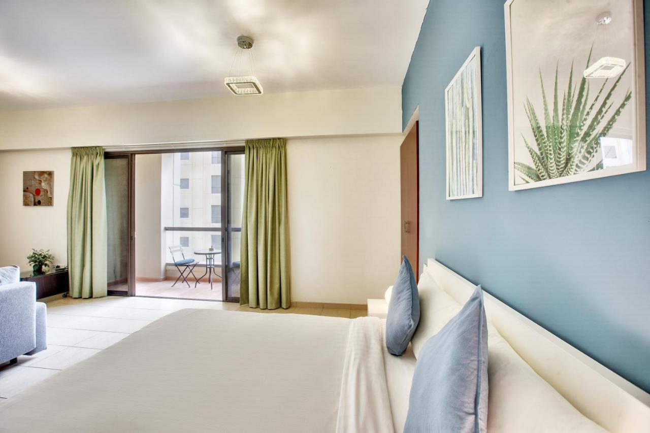 Spacious Sea View Studio At The Beach Jbr Dubai Exterior photo